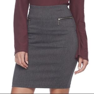 🔥 EUC Joe B Gray Straight pencil skirt